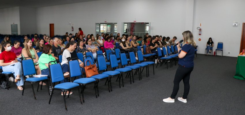 Secretaria de Educação promove formação continuada para equipes gestoras