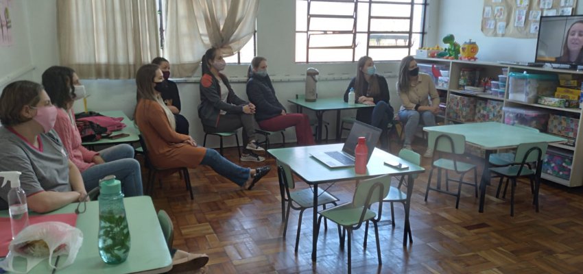 Capacitação para a Educação Infantil Municipal