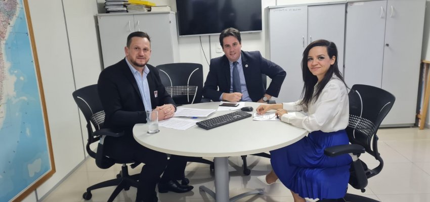 Administra&ccedil;&atilde;o de Chapec&oacute; busca recursos para a UPA, em Bras&iacute;lia