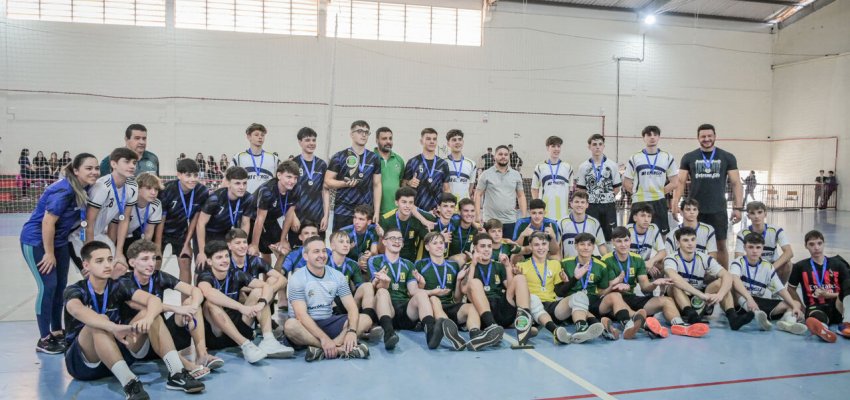 EEB Bom Pastor fica com o t&iacute;tulo do Futsal masculino do JESC 15 a 17 anos