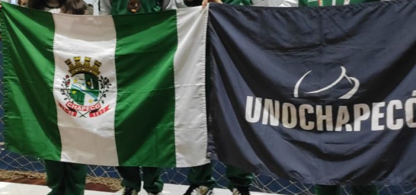 Karatê Chapecoense traz bronze e ouro pra casa