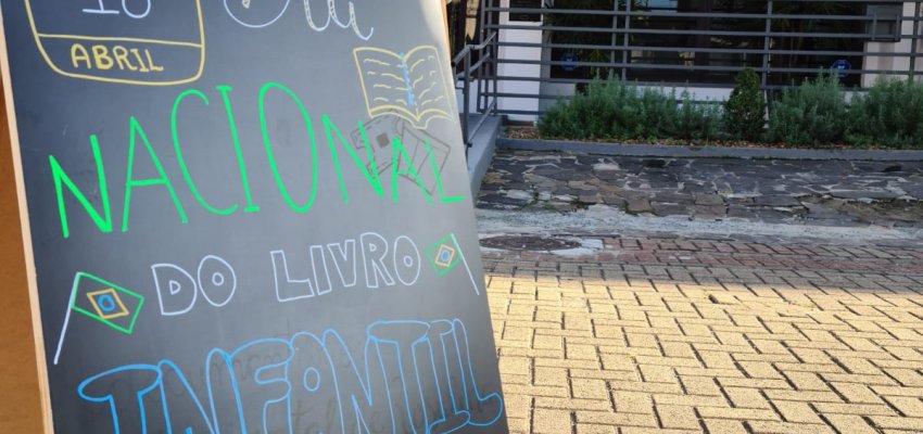 Biblioteca P&uacute;blica Municipal de Chapec&oacute; comemora Dia Nacional do Livro Infantil