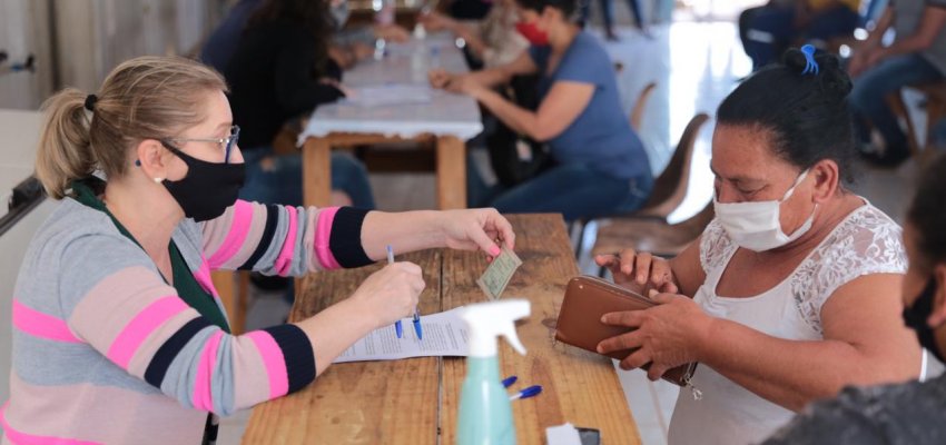 Encaminhada regulariza&ccedil;&atilde;o fundi&aacute;ria para 256 fam&iacute;lias do bairro Efapi