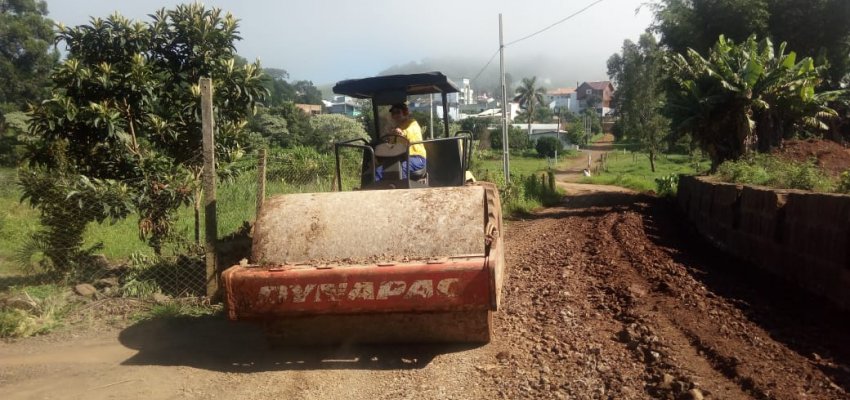 Cronograma semanal de ações de infraestrutura nos Bairros, Interior e Escolas do Município