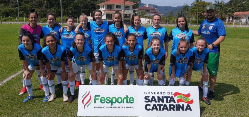 Escola de Chapecó é campeão do Moleque Bom de Bola