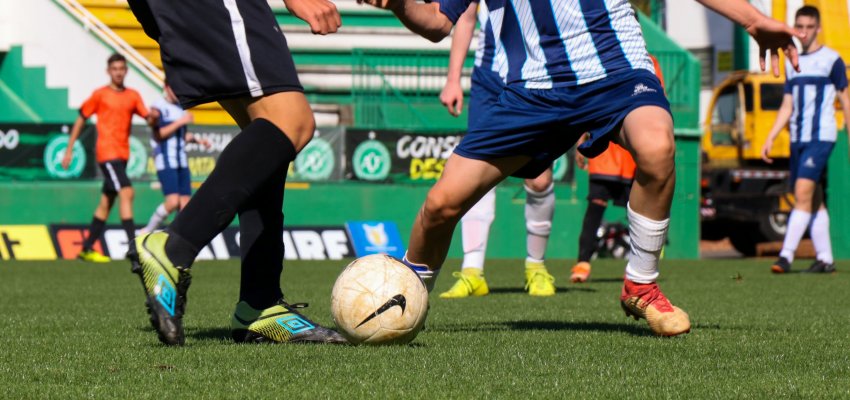 Nelson Horostecki (F) e Marista (M) vencem fase municipal do Moleque Bom de Bola