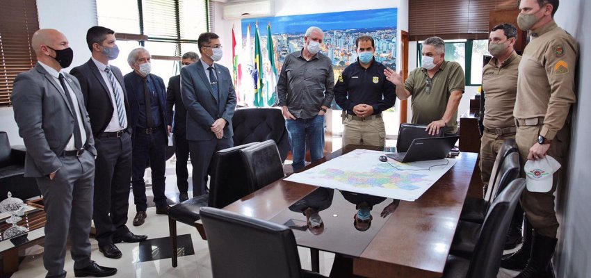 Prefeito de Chapecó anuncia Motociata com Bolsonaro na próxima semana