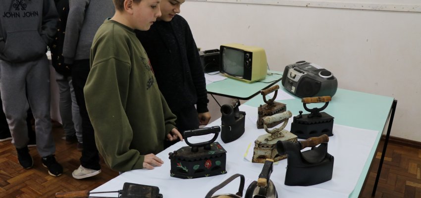 Escola de Chapecó organiza Museus de Memórias