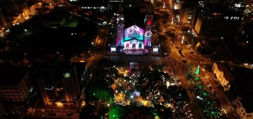 Programação do Natal da Família segue até dia 21/12 em Chapecó