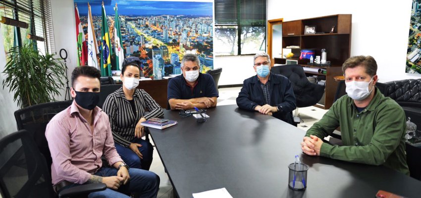 Decoração natalina em Chapecó terá parceria da CDL