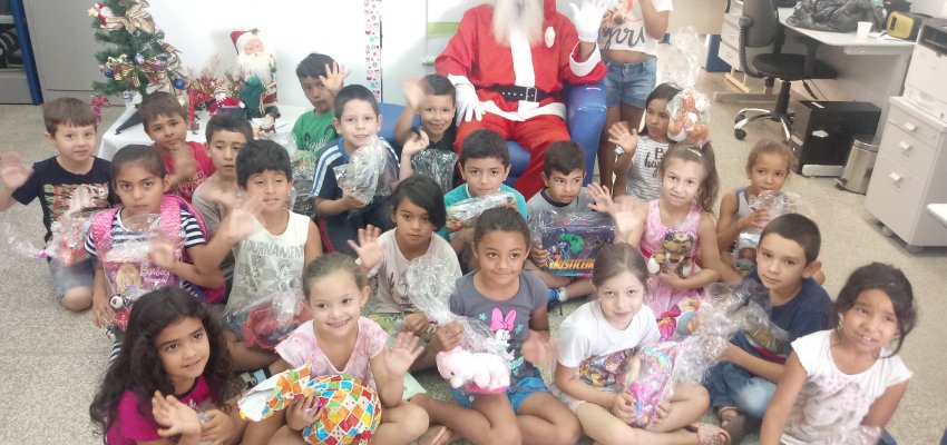 Natal Solidário no CEU distribuiu presentes