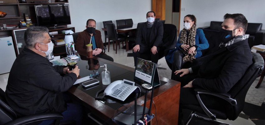 Diretoria da OAB-Subseção Chapecó visita o prefeito João Rodrigues