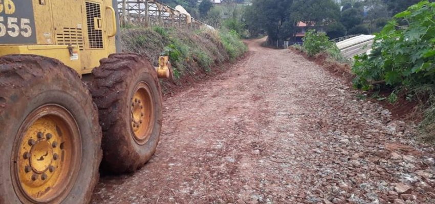 Administra&ccedil;&atilde;o realiza melhorias na infraestrutura do Munic&iacute;pio