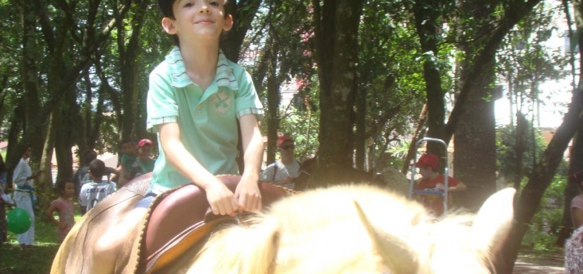 Prefeitura realiza mais uma edição do Passeio a Cavalo