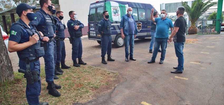 Administração lança a Patrulha Escolar