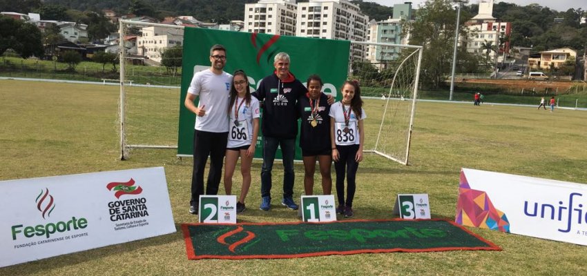 Estudante da EBM Fedelino Machado dos Santos fatura Medalha de Prata no JESC