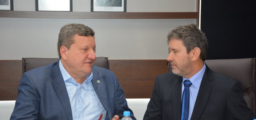 Sancionada lei que torna Chapec&oacute; e Naranjal, no Paraguai, cidades-irm&atilde;s