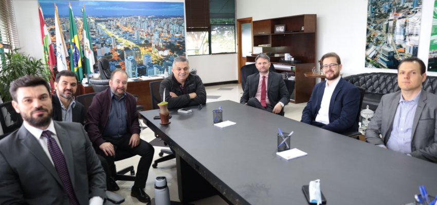 Prefeito recebe Procuradores do Estado para alinhar ações conjuntas