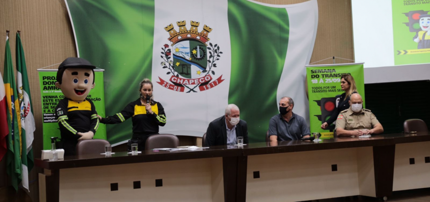 Lançada a Semana Nacional do Trânsito em Chapecó, que terá o mascote Prudêncio