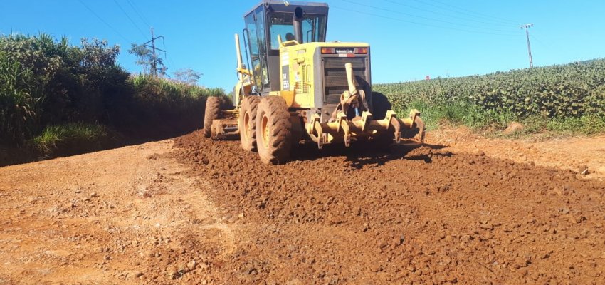 Cronograma semanal de ações de infraestrutura nos Bairros, Interior e Escolas do Município