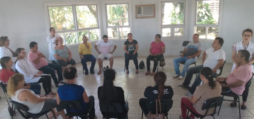 Pacientes do CAPS participam de terapia integrativa 