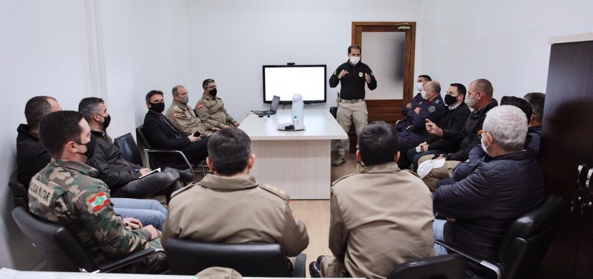 Forças de segurança realizam reunião sobre a vinda do Presidente Bolsonaro a Chapecó