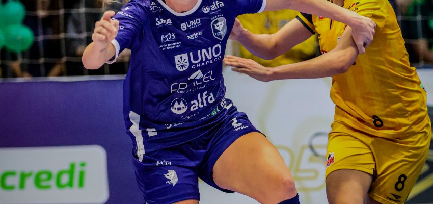 PMC/Female/Uno decide vaga na final da Liga Feminina de Futsal