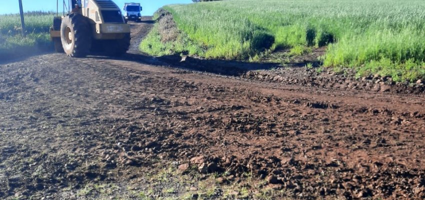 Cronograma semanal de a&ccedil;&otilde;es de infraestrutura nos Bairros, Interior e Escolas do Munic&iacute;pio