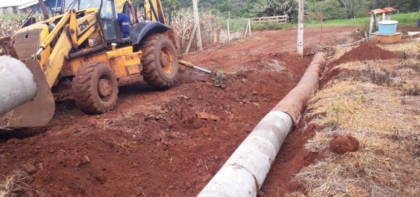 Cronograma semanal de a&ccedil;&otilde;es de infraestrutura nos Bairros, Interior e Escolas do Munic&iacute;pio