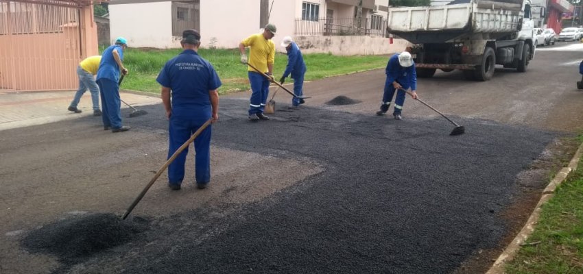 Cronograma semanal de a&ccedil;&otilde;es de infraestrutura nos Bairros, Escolas e Interior do Munic&iacute;pio
