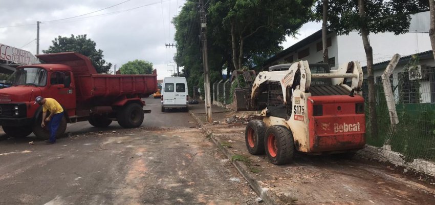 Superintend&ecirc;ncia da Efapi realiza servi&ccedil;os de limpeza urbana e recupera&ccedil;&atilde;o de estradas
