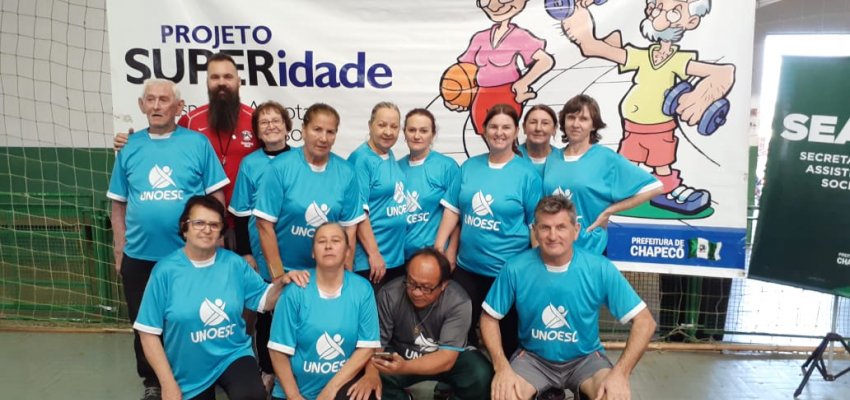 Jogos da Superidade movimentam idosos de Chapecó