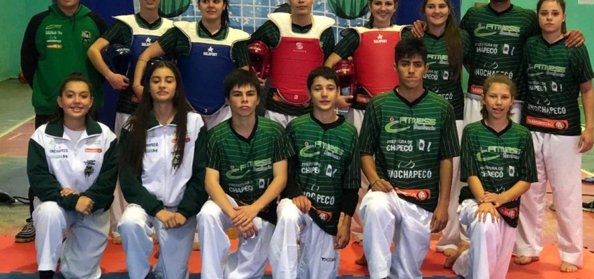 Chapecoenses participam do Open Sul de Taekwondo 
