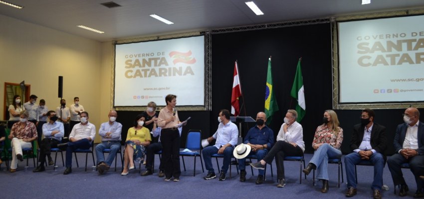 Estiagem no oeste é tema da visita da Ministra da Agricultura em Chapecó
