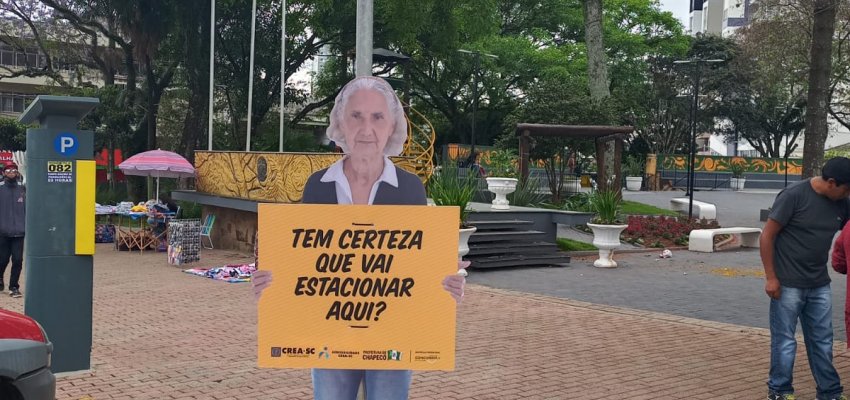 Instaladas placas de conscientização no trânsito