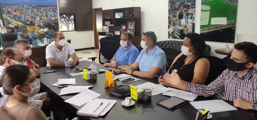 Prefeito de Chapecó e equipe da Saúde avaliam e adaptam estratégias 