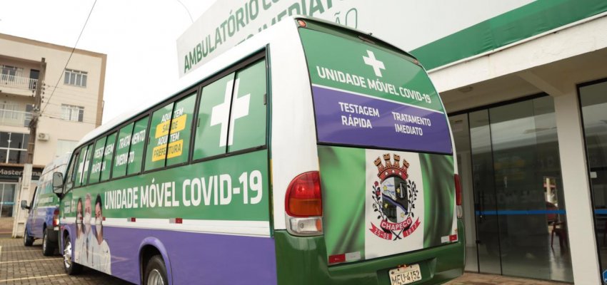 Unidade m&oacute;vel faz teste da Covid no Parque da Efapi