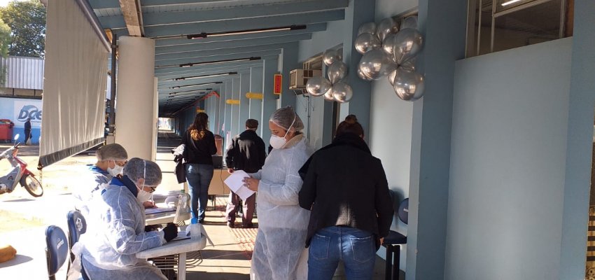 Neste sábado tem vacinação para professores do nível superior