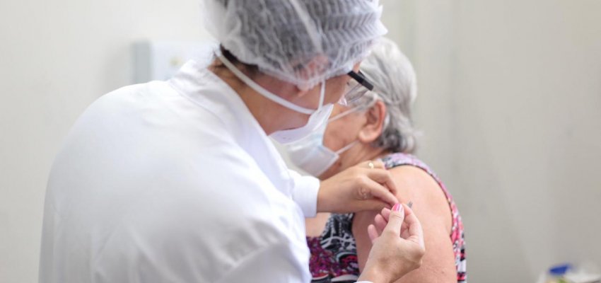 Vacinação: segunda dose será retomada na segunda-feira, com agendamento