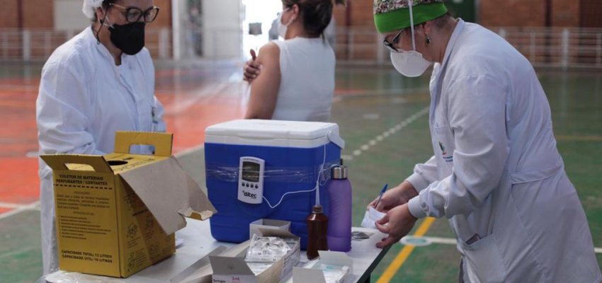 Semana que vem tem segunda dose de Coronavac e Astrazeneca