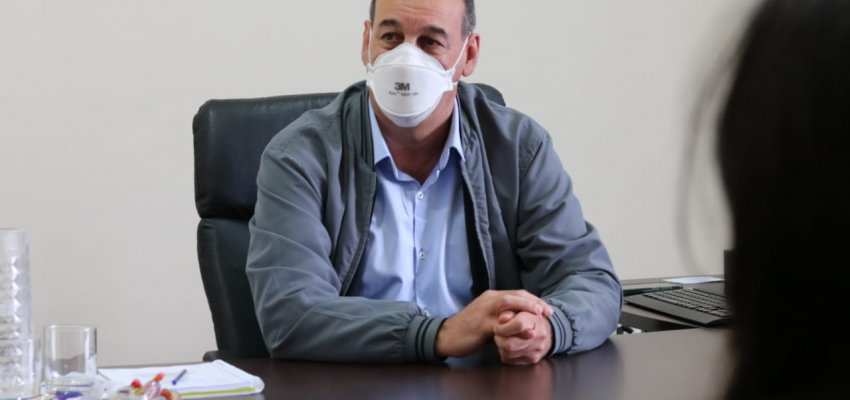 Administração e Funai tratam sobre abandono de animais nas aldeias