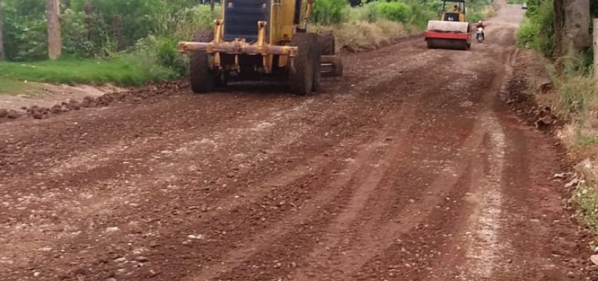 Superintendência da Efapi realiza troca de lâmpadas, roçadas e melhorias nas estradas