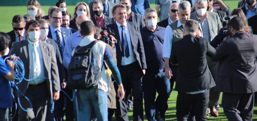 Presidente Jair Bolsonaro visita Arena Condá e agroindústria em Chapecó