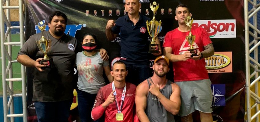 Equipe de Chapecó é campeã em circuito de Jiu Jitsu
