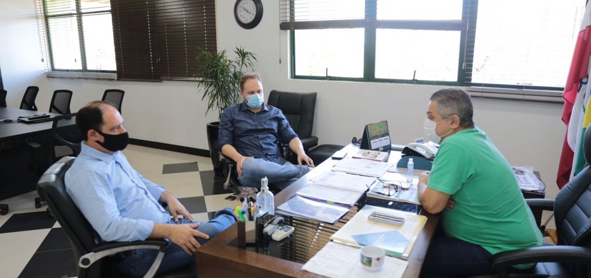 Comitiva de Venâncio Aires visita prefeito de Chapecó