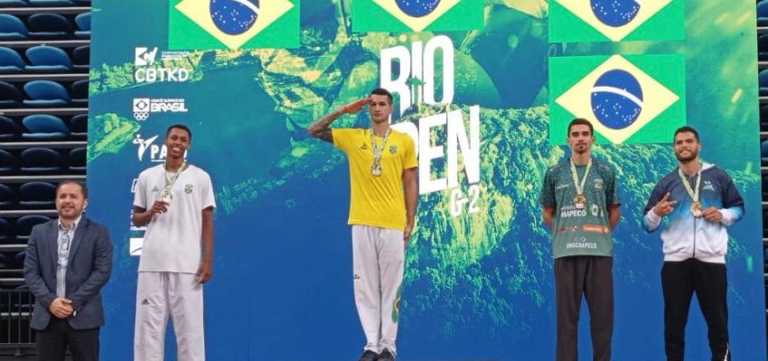 Chapecoense sobe ao p&oacute;dio em competi&ccedil;&atilde;o Internacional de Taekwondo