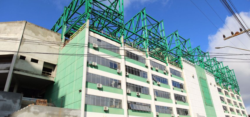 Obras de moderniza&ccedil;&atilde;o da Arena Cond&aacute; passam de 40% j&aacute; executadas