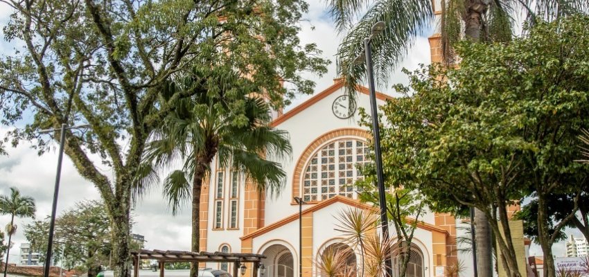 Chapec&oacute; foi uma das cidades de SC que mais gerou empregos em maio