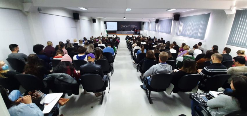 Sa&uacute;de de Chapec&oacute; capacita servidores sobre var&iacute;ola dos macacos