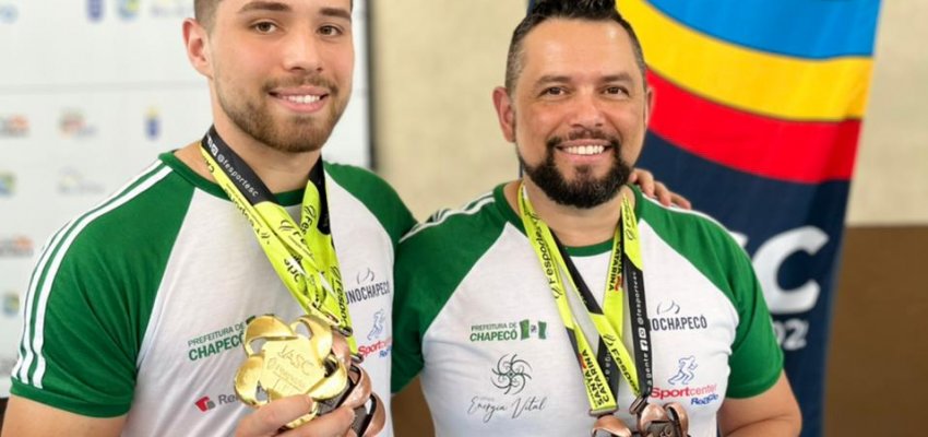 Pai e filho lutaram por Chapec&oacute; nos JASC e conquistaram medalha